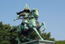 samurai bushido statua