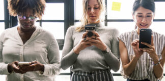 dipendenza da social network