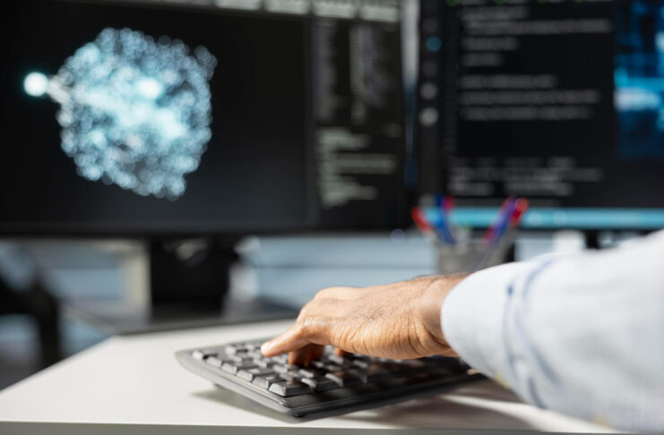Intelligenza artificiale e corsa tecnologica: chi può controllarne lo sviluppo? ntelligenza artificiale controllo